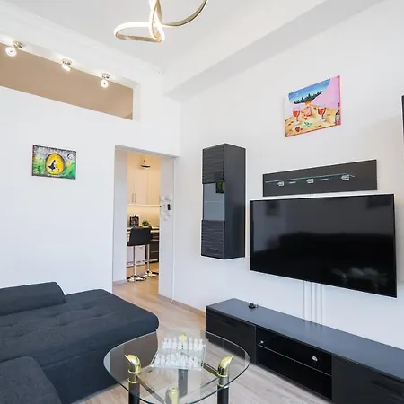 Silveritas Apartman Lägenhet *